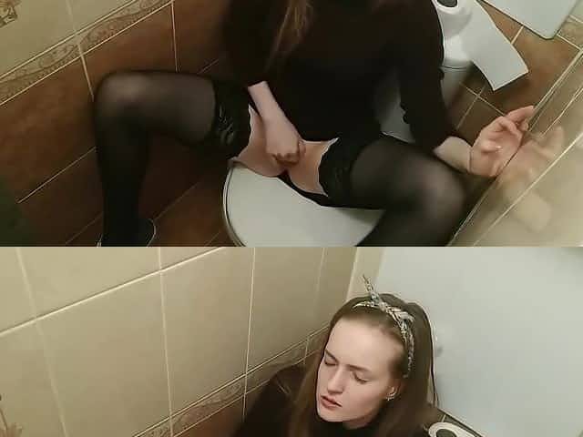 hidden camera in the toilet. hot schoolgirl masturbates her tight wet pussy