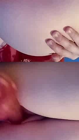 Young Girl with Gorgeous Ass Plays with Dildo