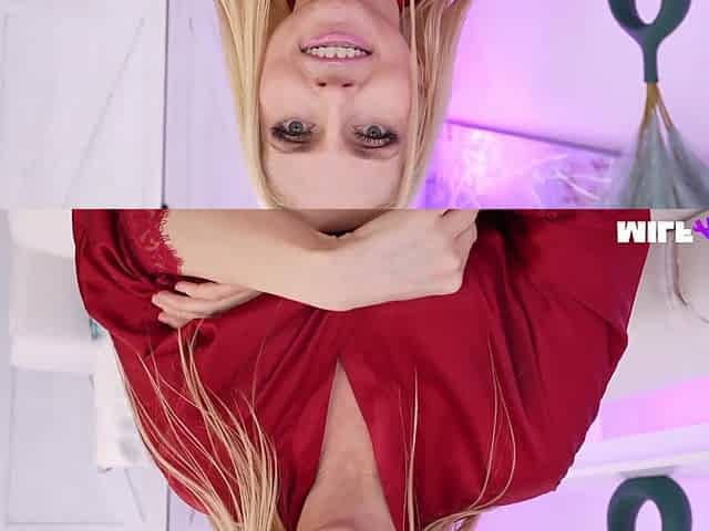 Christie Stevens Caught Masturbating Sexy MILF Christie Stevens
