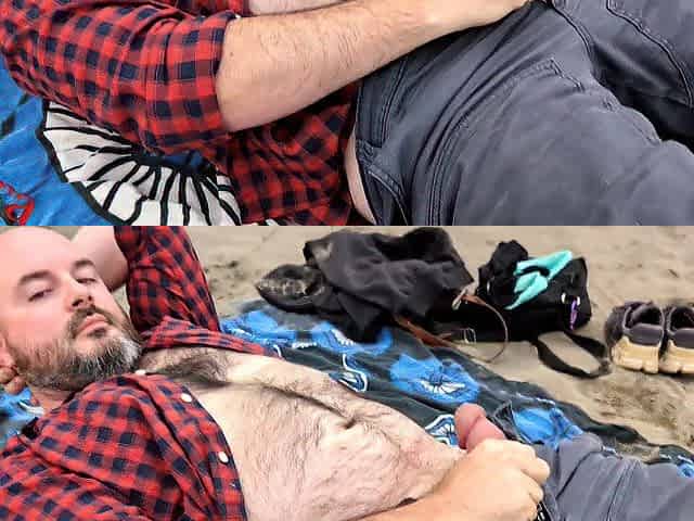 Chekra sucks knob on the beach