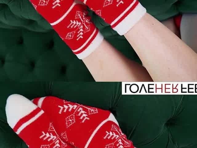 Xmas Foot Tease With Paris White