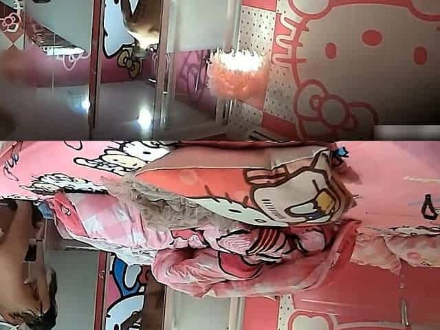 Amateur Hidden Cam with Dildo Wives