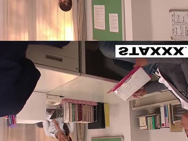 NipponHD : Asian babe has a threesome in the teacher's lounge
