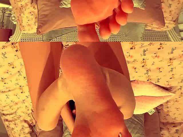 Florescent - My Feet - Toe Sucking