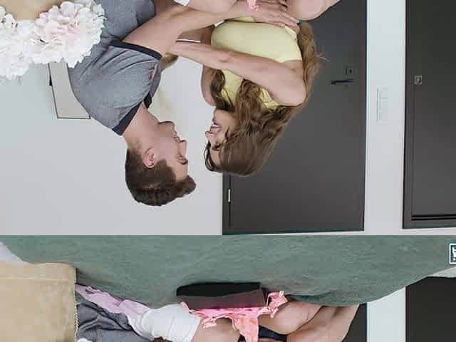Stunning MILF Abigaiil Morris lesbian thrilling adult scene