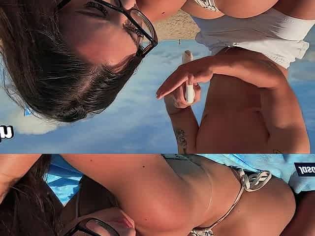 TEEN italiana me chupa la polla en la PLAYA de BARCELONA
