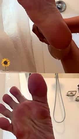 Maitresse Madelines solo foot fetish POV