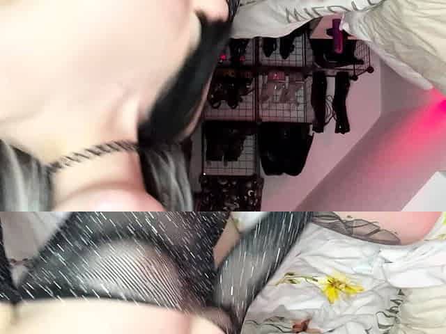 Cute blonde amateur webcam teen masturbating