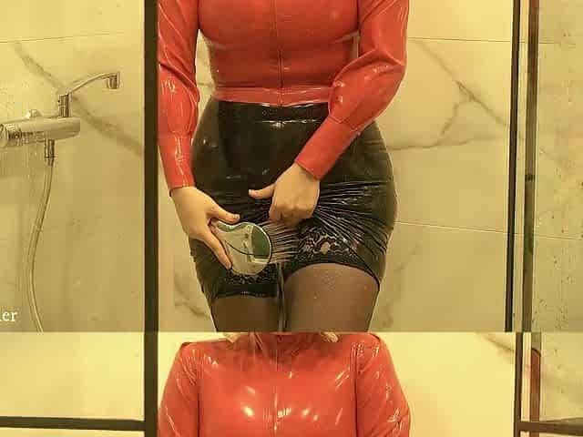 Hot mother I'd like to fuck in latex rubber - Shower striptease