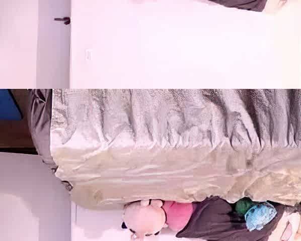 Amateur Big Boobs jerks Big Dick
