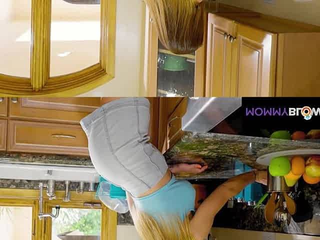 Bosomy Stepmom Caught Me Jerkin Off To Her & Sucked My D