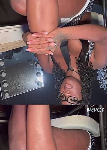 THE SEXY SECRETARY COULDN'T AWAIT TO BANG HER BOSS