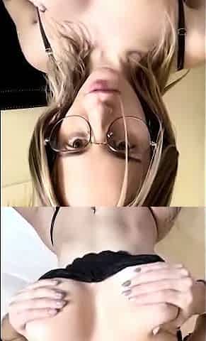 Amateur tennis player exposes her big boobs