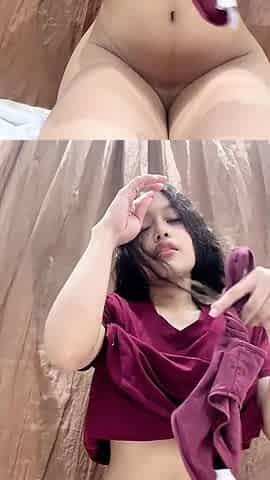 Lonely Innocent Gets Very Horny, Fucks Her Pussy with Her Toy