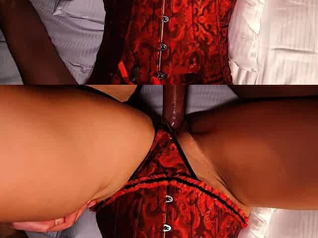 Lily Strong - A lovely red corset arrived and I had to make