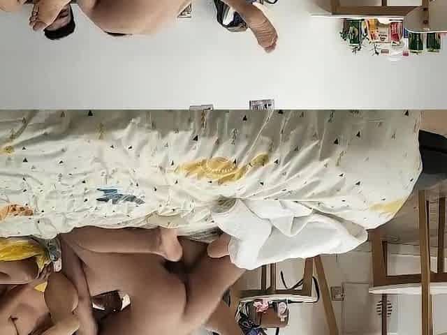 Amateur Asian Couple Frigging On Cam
