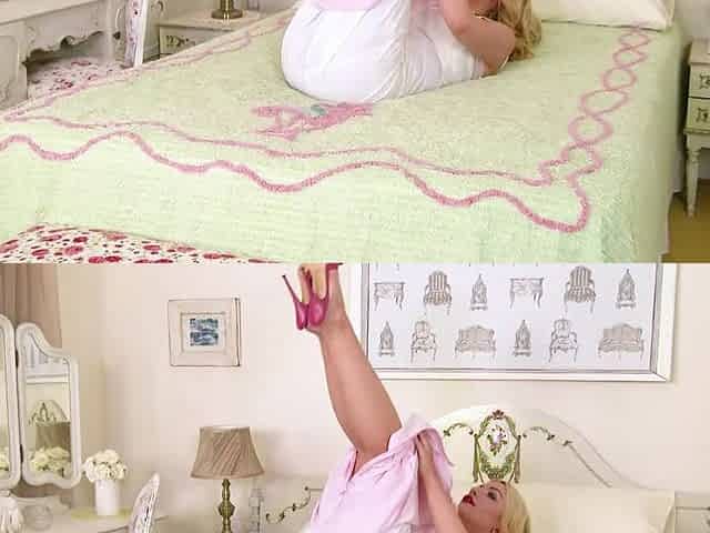 Penny Lee Stocking Fetish Video