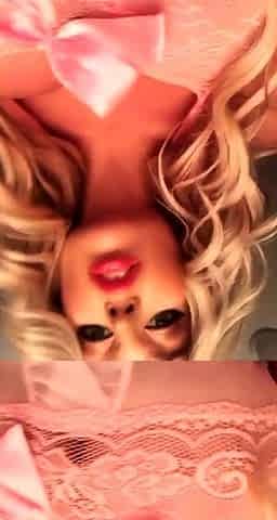 Amateur latin babe with big boobs dildos her cunt