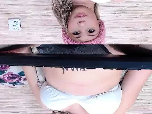 Amateur Blonde Teen Plays Solo with Toy Webcam Porn