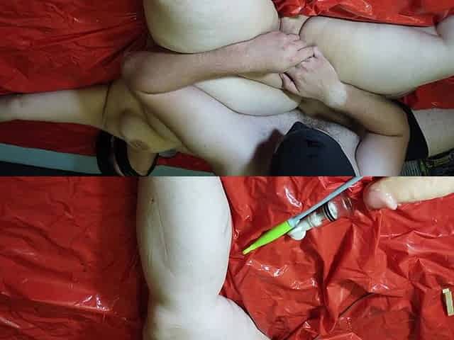 I Love It When My Owner Ties Me to the Bed and Plays with My Body