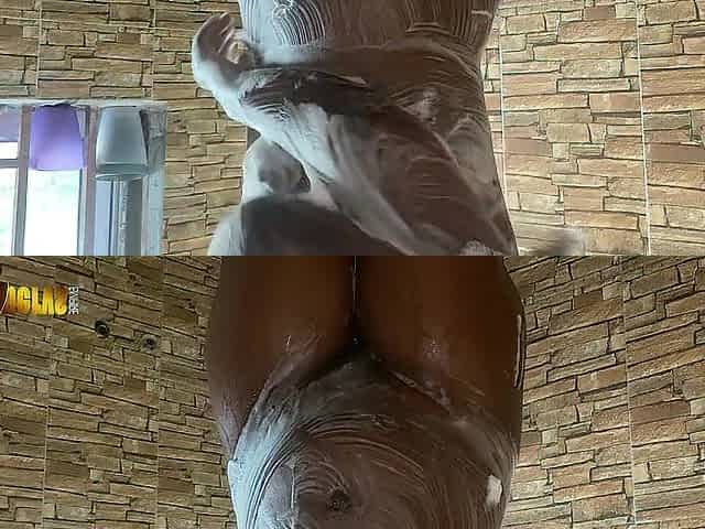 My Large Booty Can't Fit My Bath