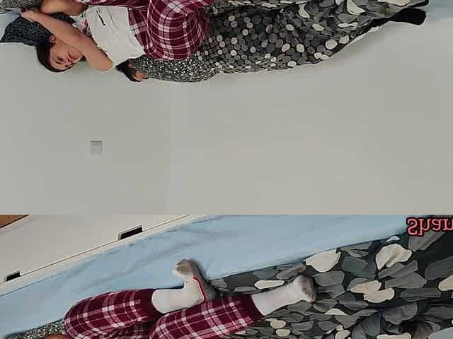 FOOT FETISH BRUNETTE HAIR SUCKING TOE IN THE MORNING SHANAXNOW