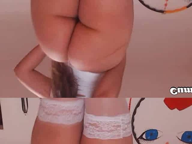 Big Juicy PAWG Twerks & Grabs Her Oiled Bubble Butt on Camera