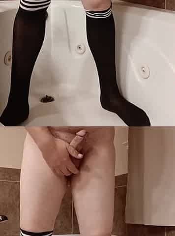 Hard Schlong Pissing
