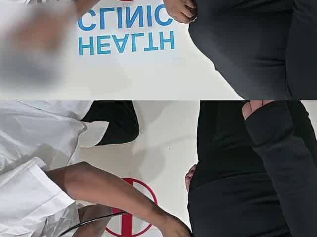 Doctor having enjoyment with patient