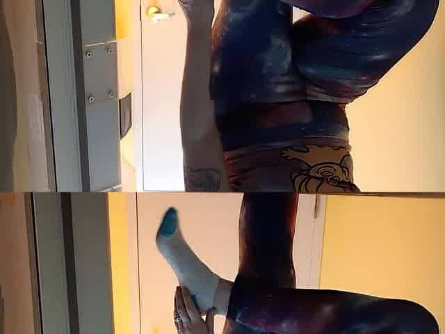 Stripping to tan at public gym