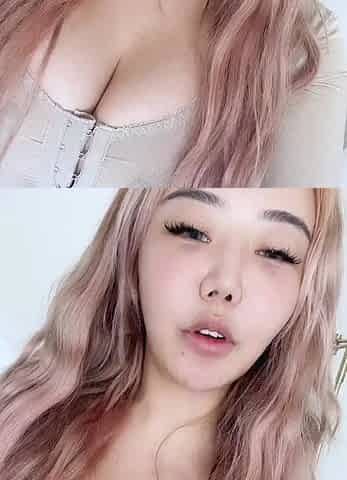 Close up Of Teen Masturbating