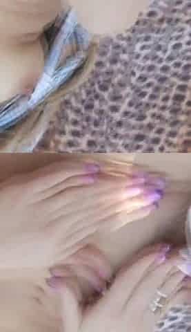 Blonde beauty is pleasuring her gf's cunt