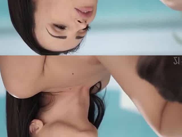 Alyssia Kent - Sperm Load On Amazing Feet