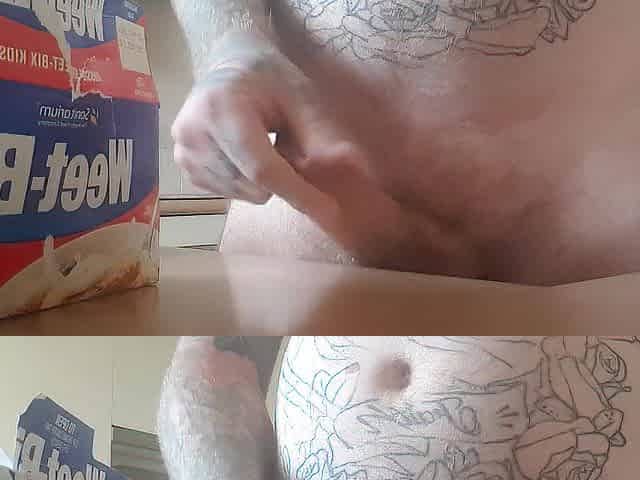 Stroking And cumming like a true Australian on kitchen bench