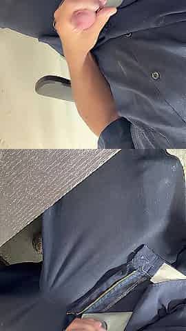 Large booty hotty entreats for coarse screw action