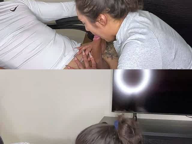 Webcam records amateur teens blowjob