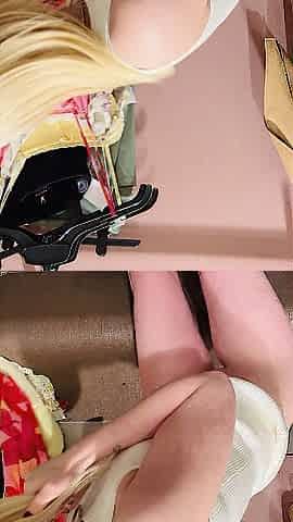 rosekate97 1st time public changing room pleasure