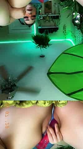 Awesome Amateur teen blonde toying pussy