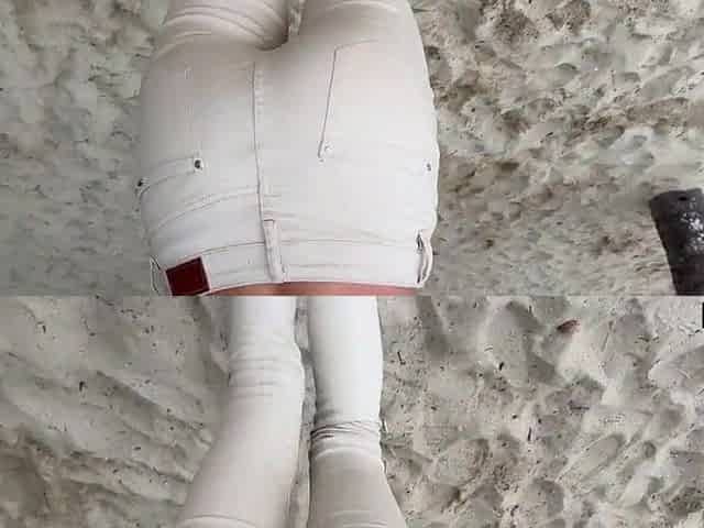 I Stole a Hotty from Her Cuckold Spouse on a Public Beach and Banged Her Hard
