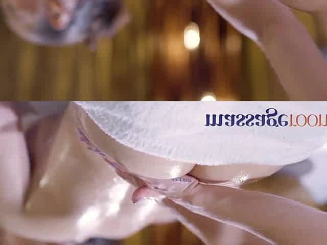 Massage Rooms Snatch eating and facesitting follows erotic