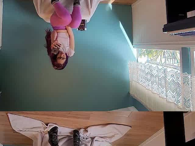 Nerdy Faery Desperately Pissing into a Cock-sock????????
