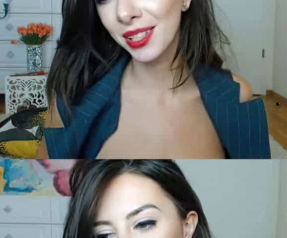 Big Tits Webcam Girl Shows Off Her Wonderful Boobs