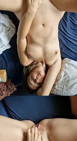 Homemade married slut plays with her pussy