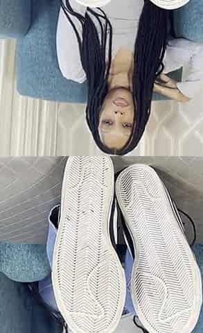 MILF's Stinky Feet Worship in Hotel