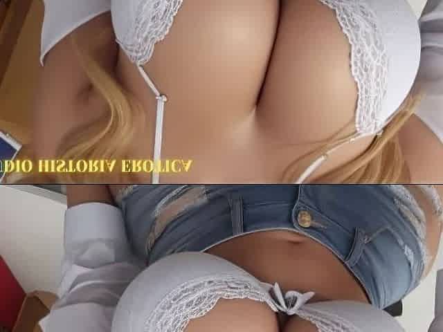 Sensual Erotic Story of Cloe (audio in English)