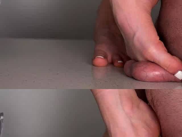 Long Foot Fetish clips at great Amateur Trampling collection