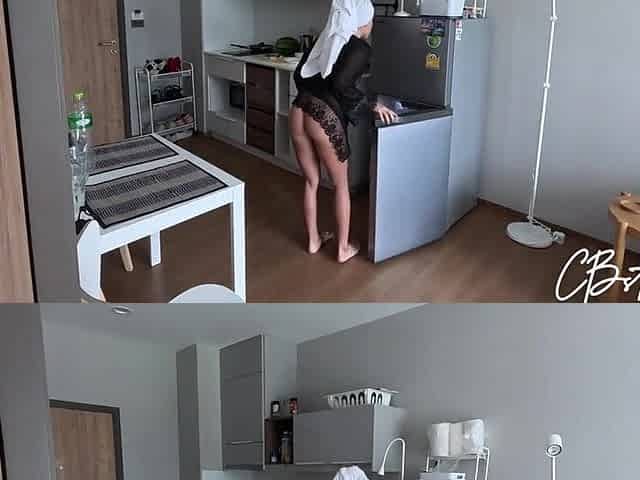 Stepson Banged Stepmom the Kitchen whilst This babe was Cooking Lunch
