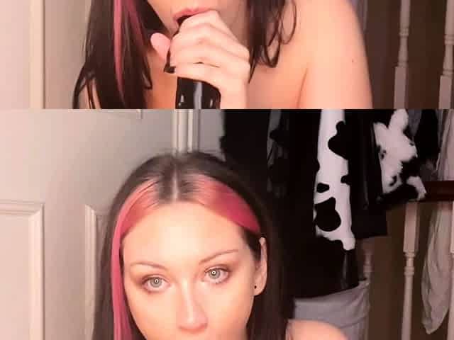 Blonde amateur gives webcam show with toys