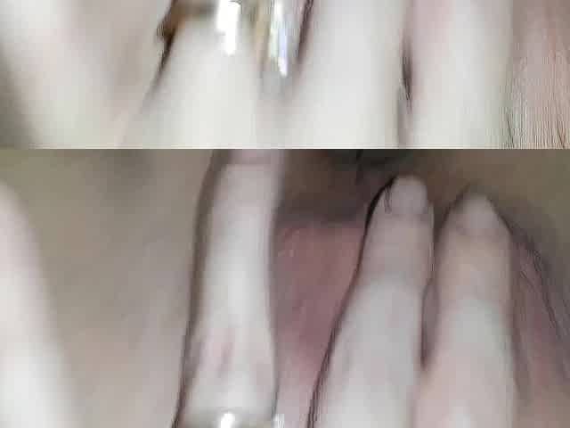 Juicy snatch redhead.. playing with. Vagina untill this babe cums