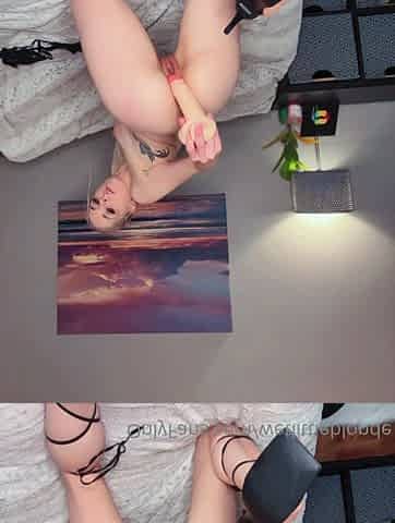 Alice Amateur Blonde Toys Masturbation